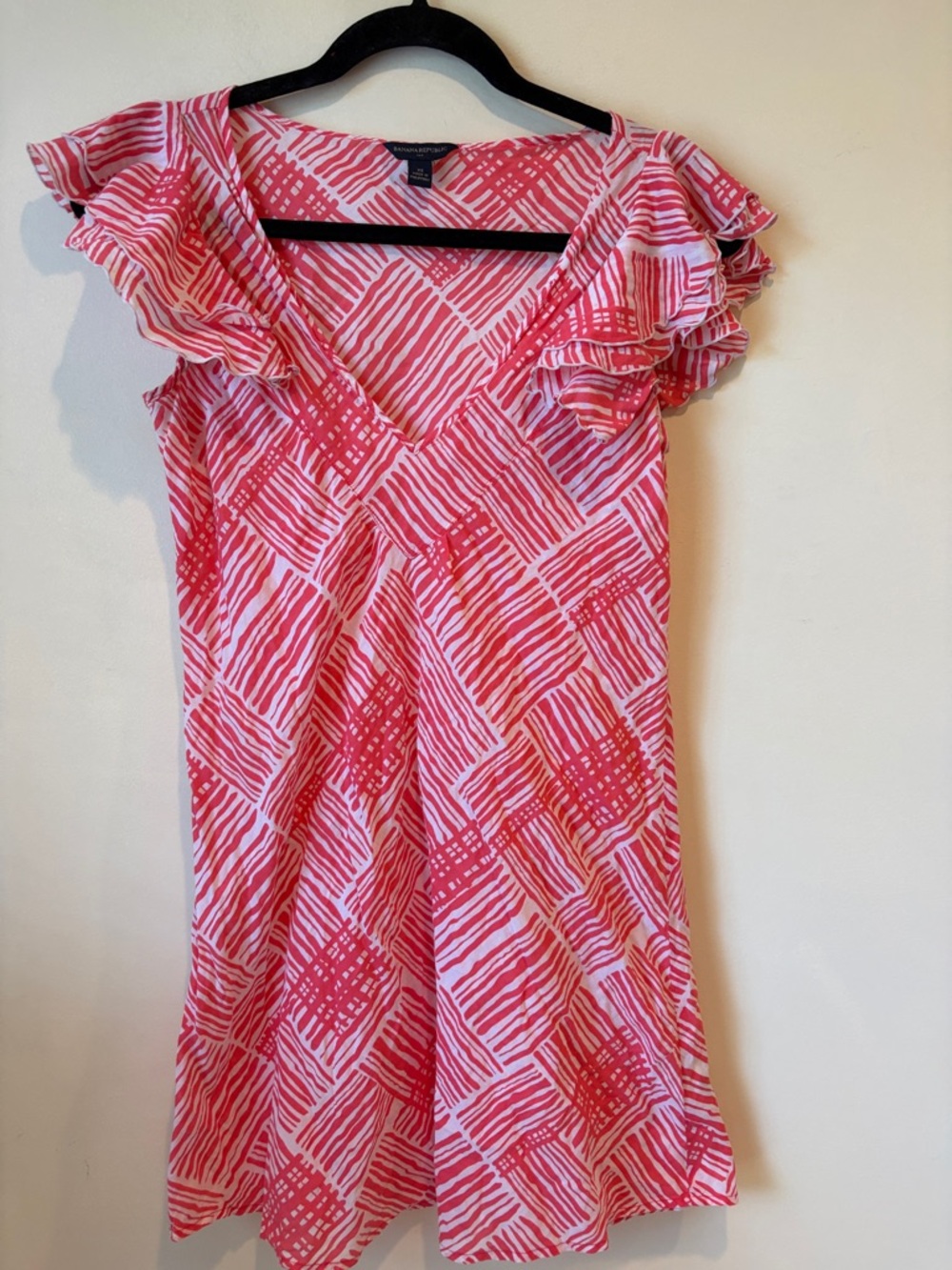 Banana Republic Pink & White Patterned V-Neck Ruffle Sleeve Mini Dress